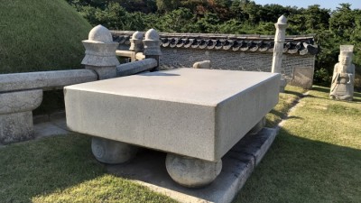 조선 왕릉의 비밀, 혼유석