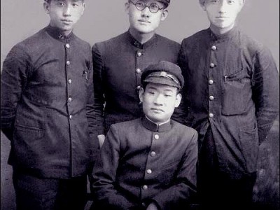 글 쓰는 일에 관심을 기울이다
